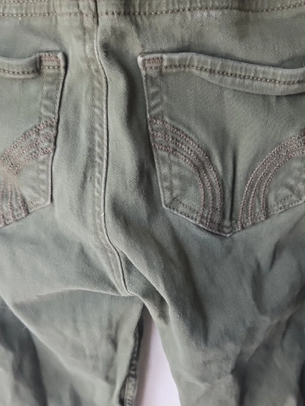 Hollister Olive Super Skinny Jeans 1r